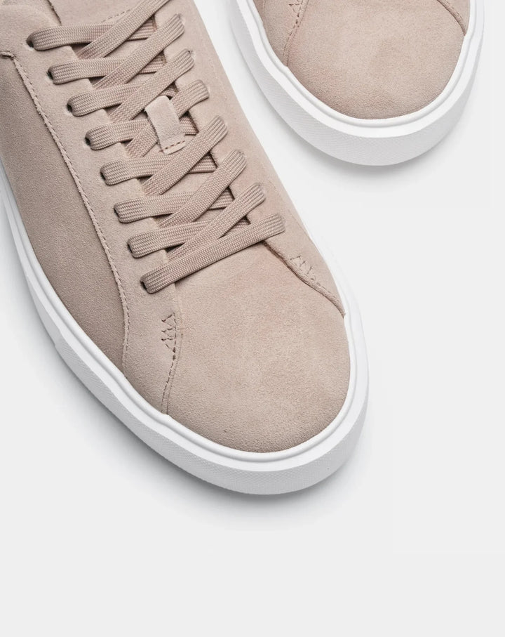 Baskets en daim beige avec confort luxueux pour hommes