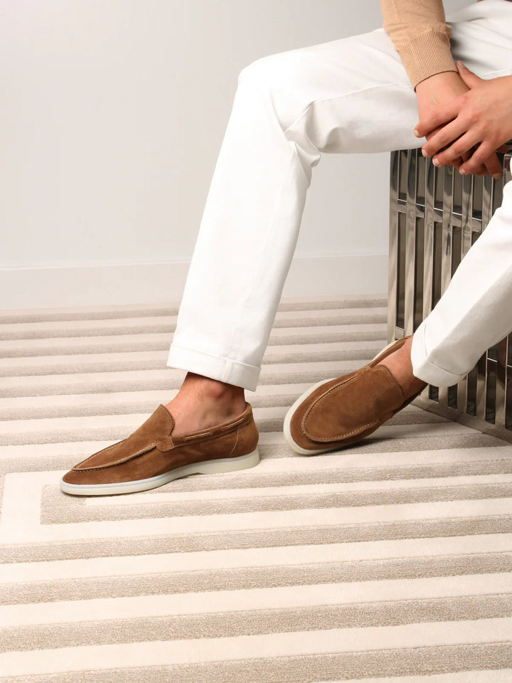 Mocassins en daim caramel sans lacets pour homme