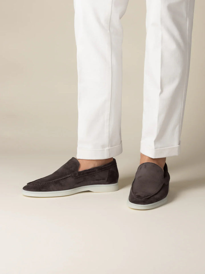 Mocassins de Yacht en Daim Gris Chaleureux pour Homme