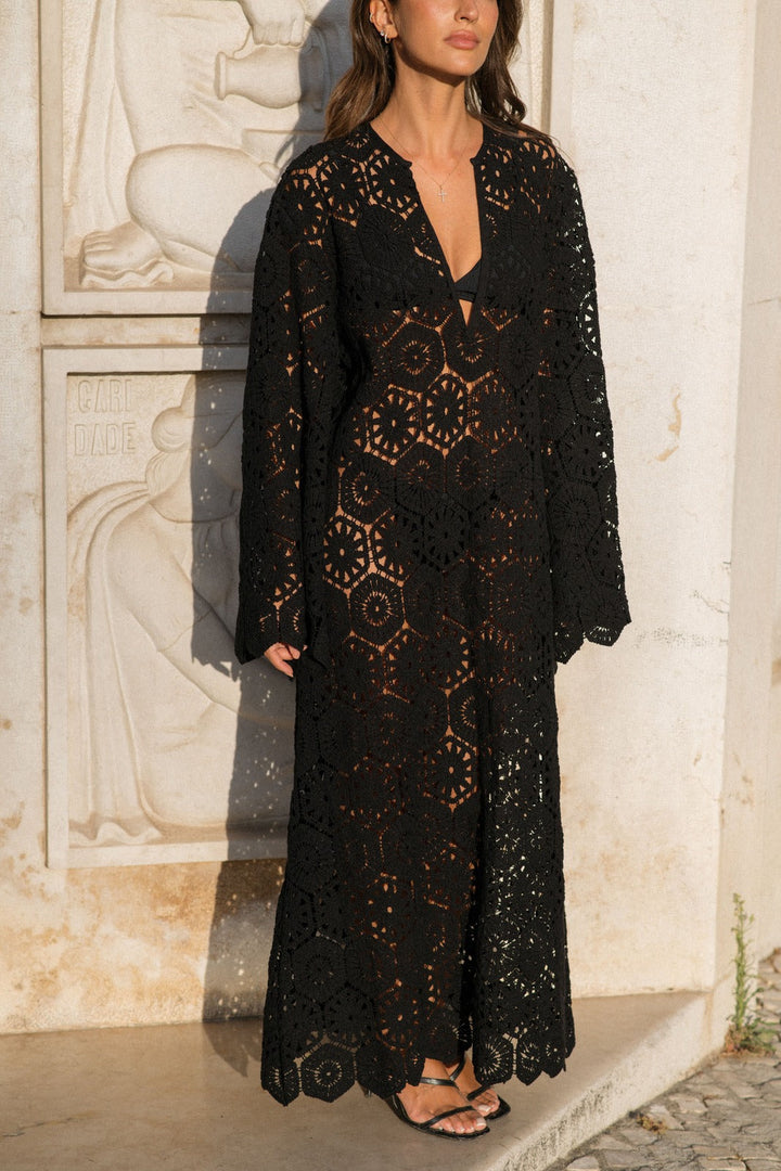 Roxana | Robe longue en dentelle avec détails vintage pour femme